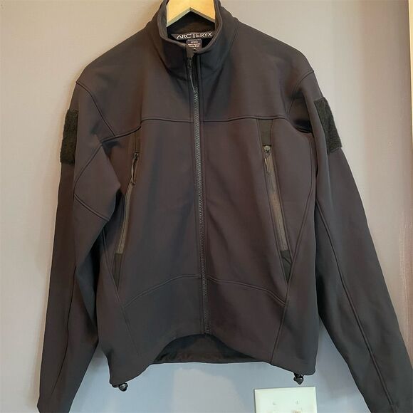 ARC’TERYX Other - Arc'teryx Men's LEAF Military Jacket Small Black Tactical Outdoor